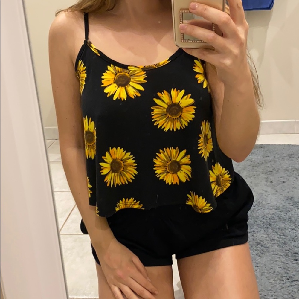 Flower crop tank
